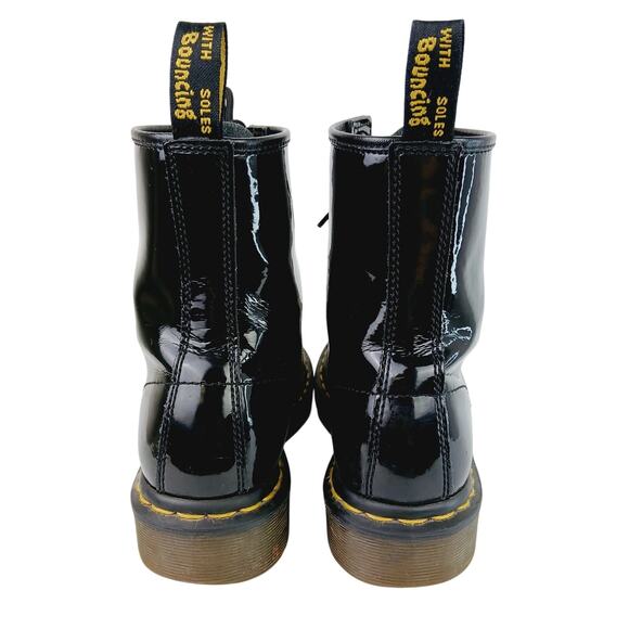 Dr. Martens Women's SZ 8 1460 Women's Patent Leather Lace Up Boots in Black - Picture 3 of 9